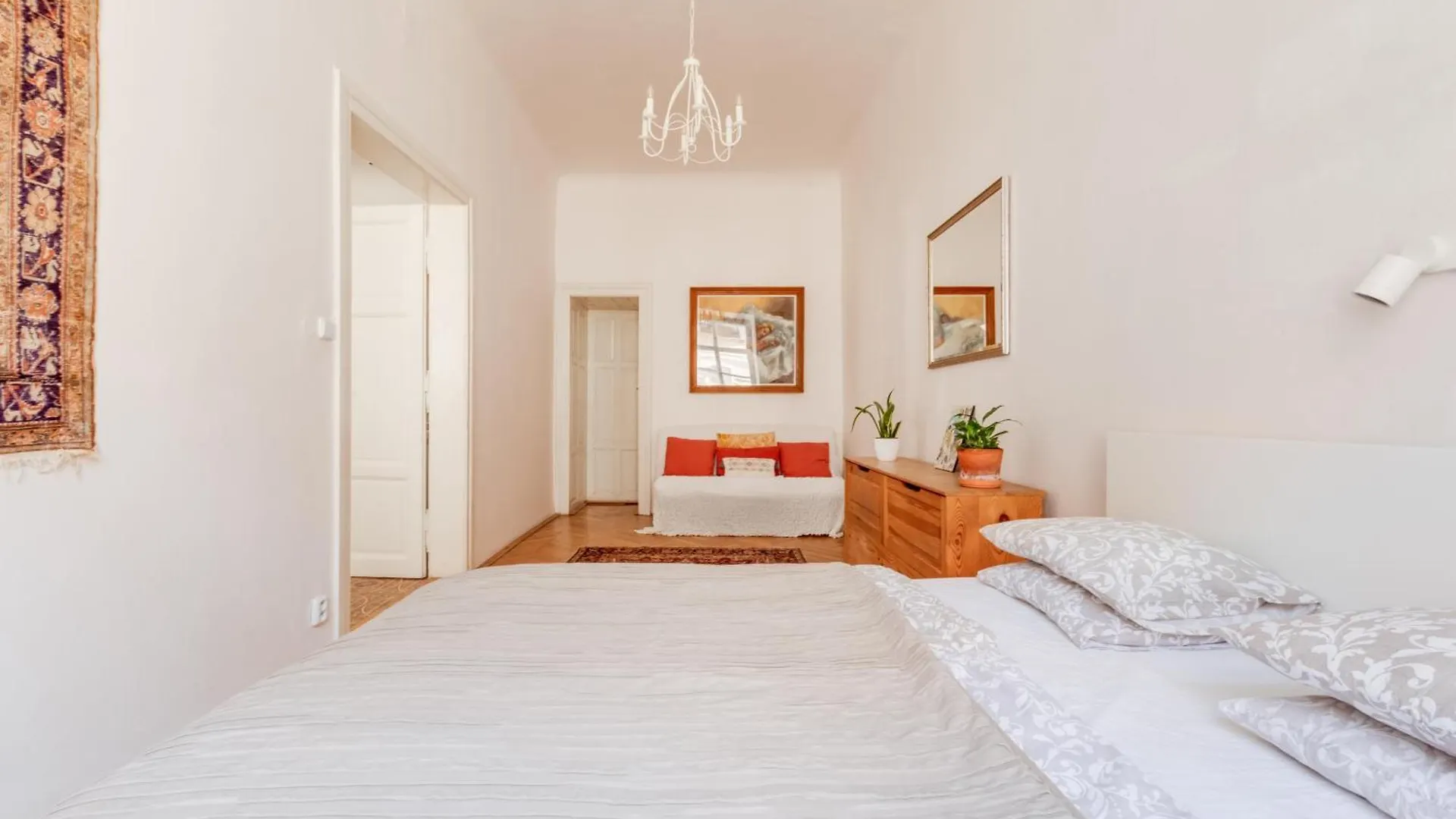 Old Town Magical Stay Comfy 2Bdr Historic House Prague 0*,  République tchèque