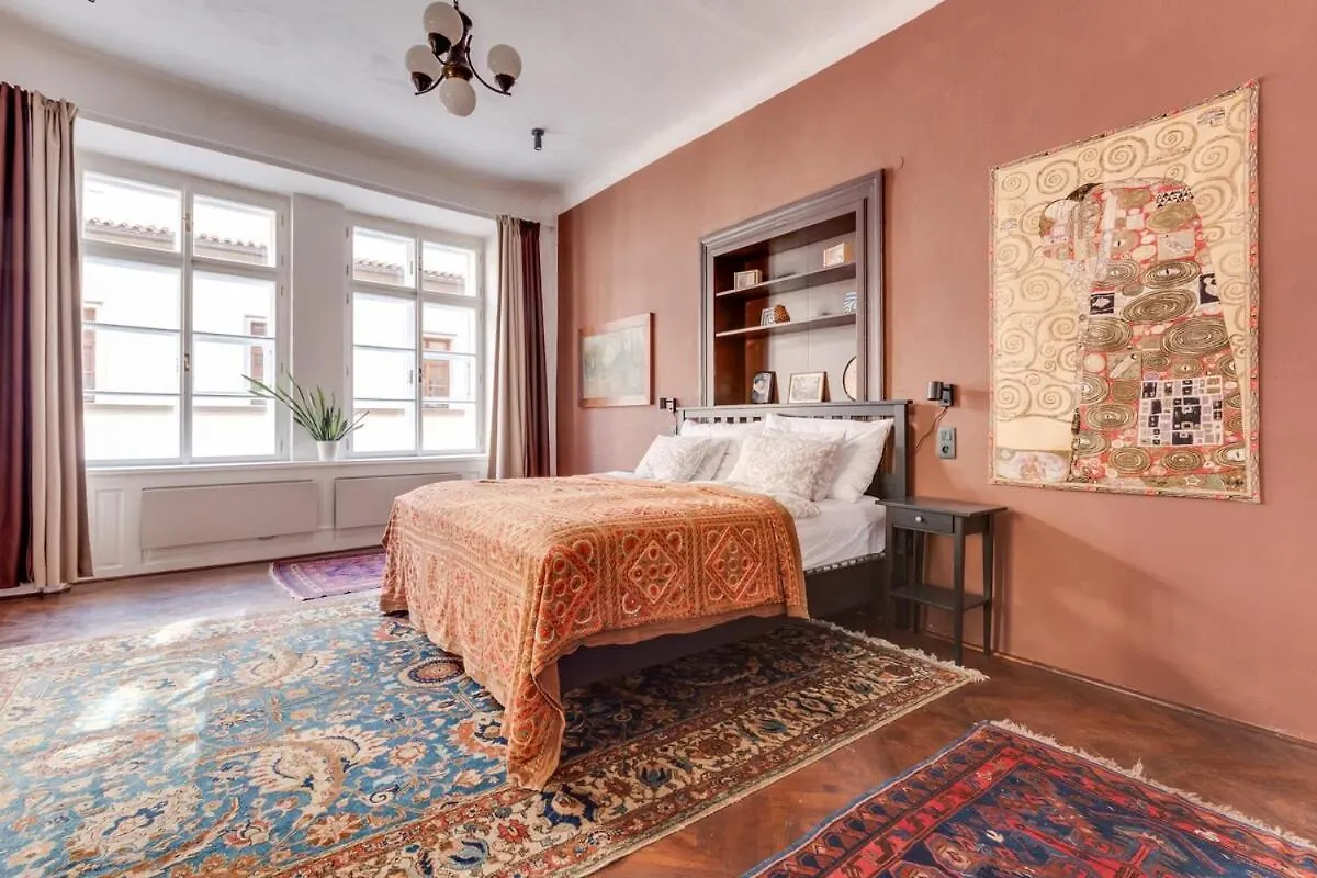 Old Town Magical Stay Comfy 2Bdr Historic House Prague