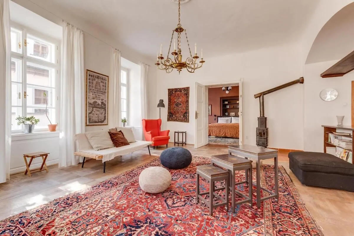 Old Town Magical Stay Comfy 2Bdr Historic House Prague Appartement